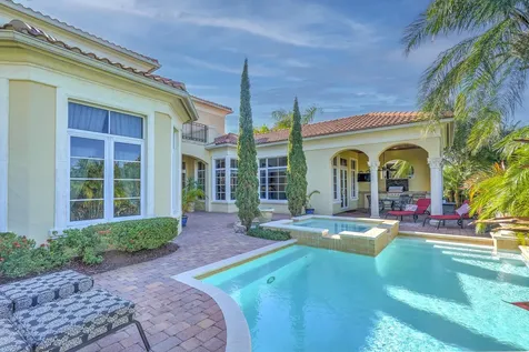 190 SE Bella Strano Port St Lucie FL 34984