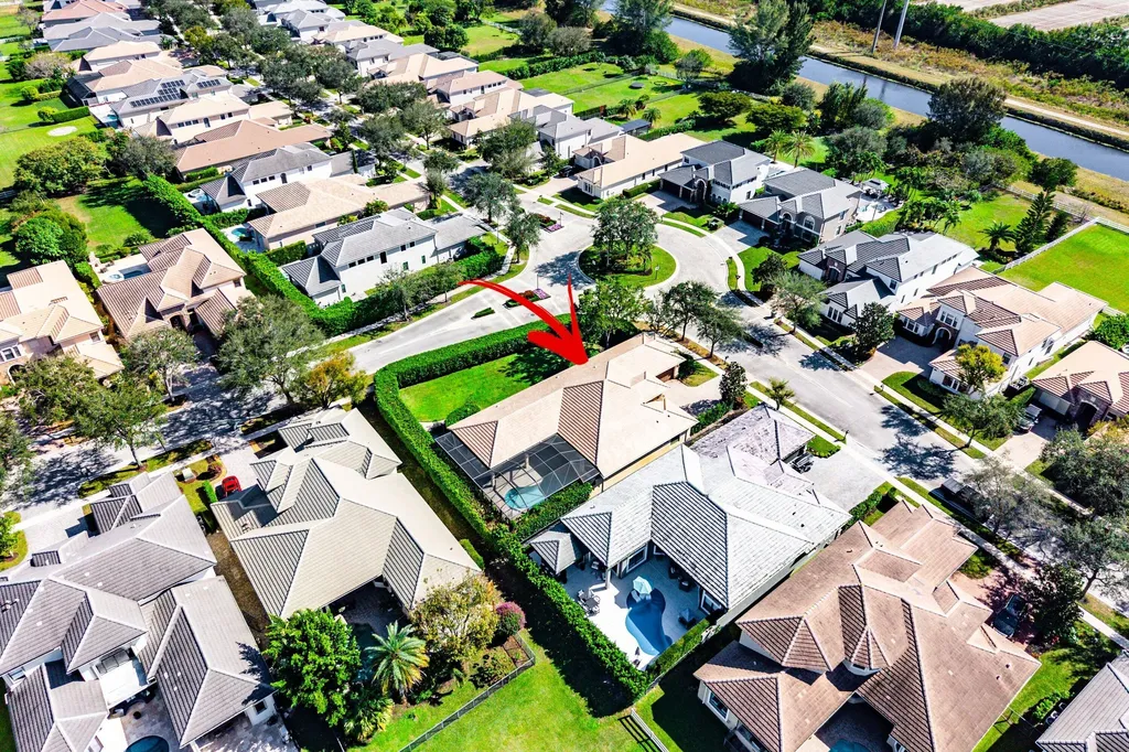 9369 Equus Circle Boynton Beach FL 33472