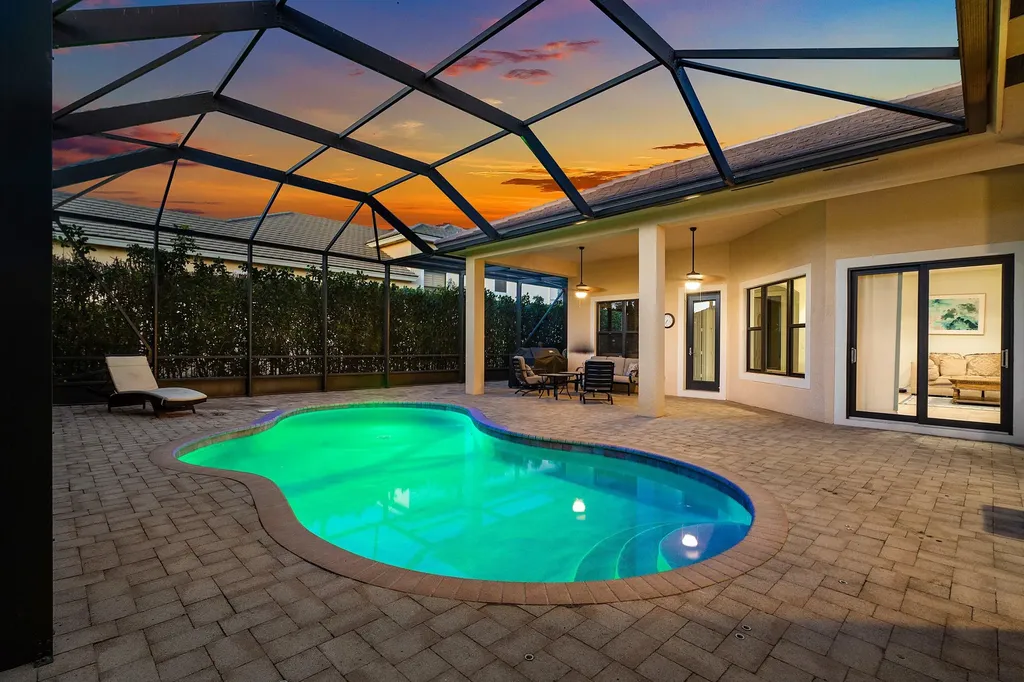 9369 Equus Circle Boynton Beach FL 33472