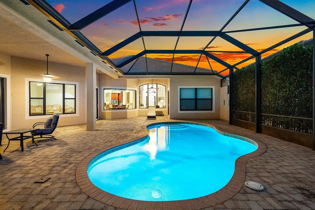 9369 Equus Circle Boynton Beach FL 33472