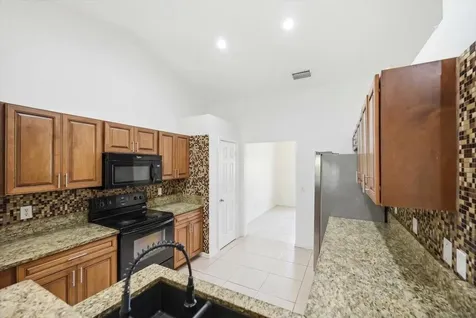 1218 SW Melrose Avenue Port St Lucie FL 34953