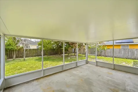 1218 SW Melrose Avenue Port St Lucie FL 34953