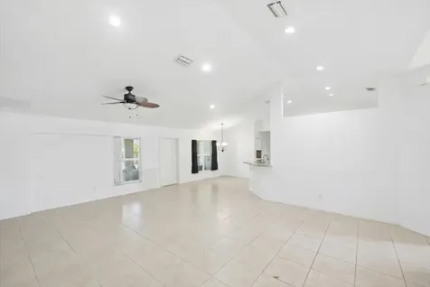 1218 SW Melrose Avenue Port St Lucie FL 34953