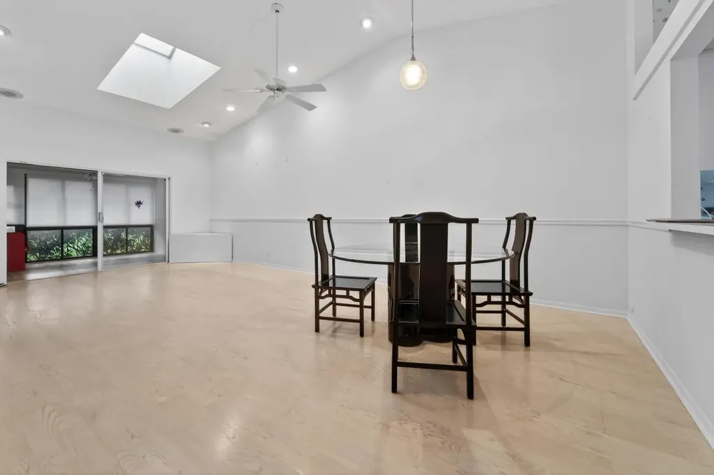 6371 Kings Gate Circle Delray Beach FL 33484