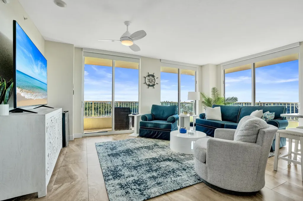625 Casa Loma Boulevard Boynton Beach FL 33435