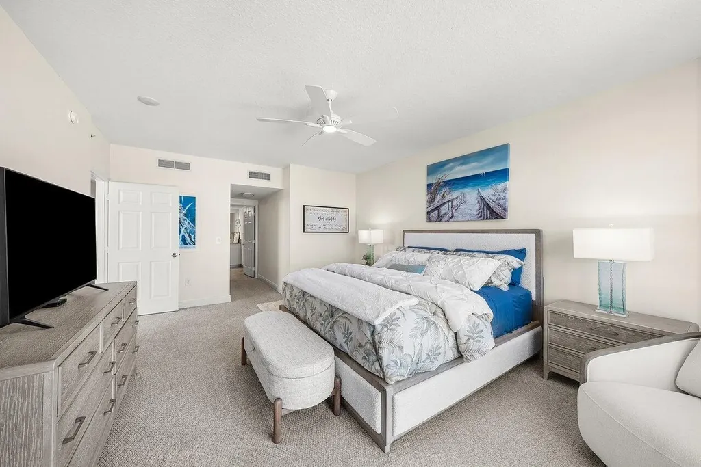 625 Casa Loma Boulevard Boynton Beach FL 33435