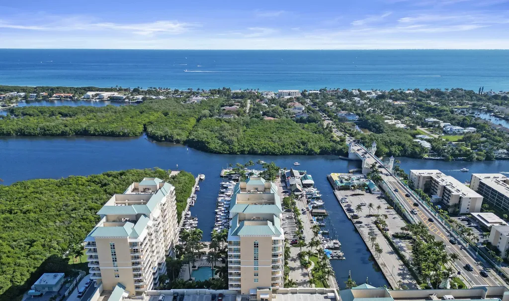 625 Casa Loma Boulevard Boynton Beach FL 33435