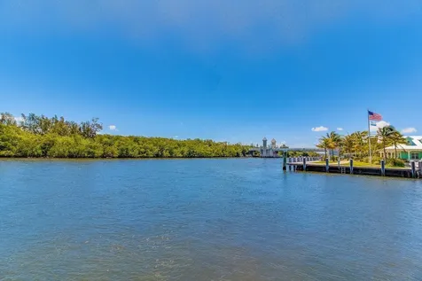 625 Casa Loma Boulevard Boynton Beach FL 33435