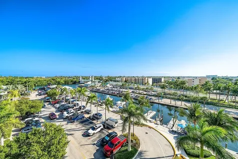 625 Casa Loma Boulevard Boynton Beach FL 33435