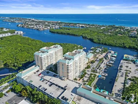625 Casa Loma Boulevard Boynton Beach FL 33435