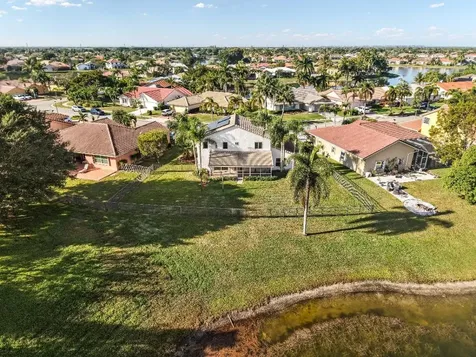 22072 Aqua Court Boca Raton FL 33428