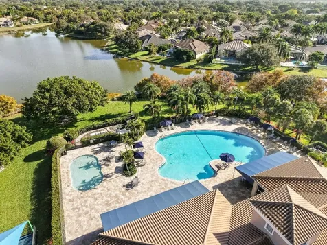22072 Aqua Court Boca Raton FL 33428