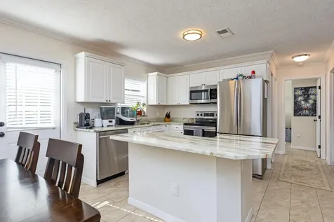 1292 SW Bellevue Avenue Port St Lucie FL 34953