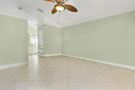5822 NW Begonia Avenue Port St Lucie FL 34986