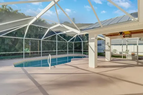 5822 NW Begonia Avenue Port St Lucie FL 34986