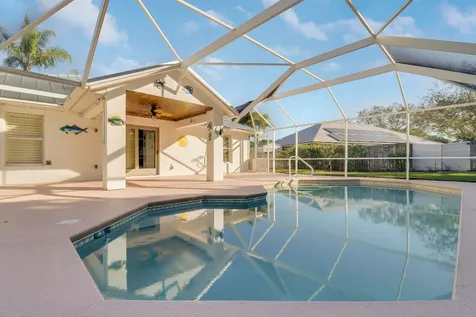 5822 NW Begonia Avenue Port St Lucie FL 34986