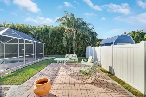 5822 NW Begonia Avenue Port St Lucie FL 34986