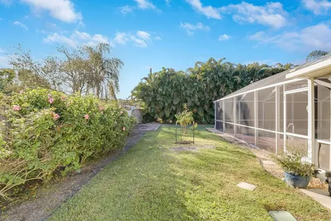 5822 NW Begonia Avenue Port St Lucie FL 34986