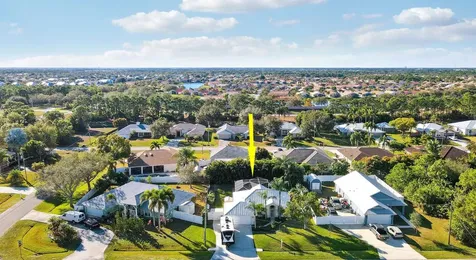 5822 NW Begonia Avenue Port St Lucie FL 34986