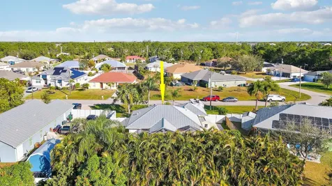 5822 NW Begonia Avenue Port St Lucie FL 34986