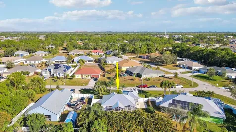 5822 NW Begonia Avenue Port St Lucie FL 34986