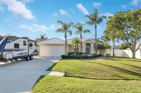 5822 NW Begonia Avenue Port St Lucie FL 34986
