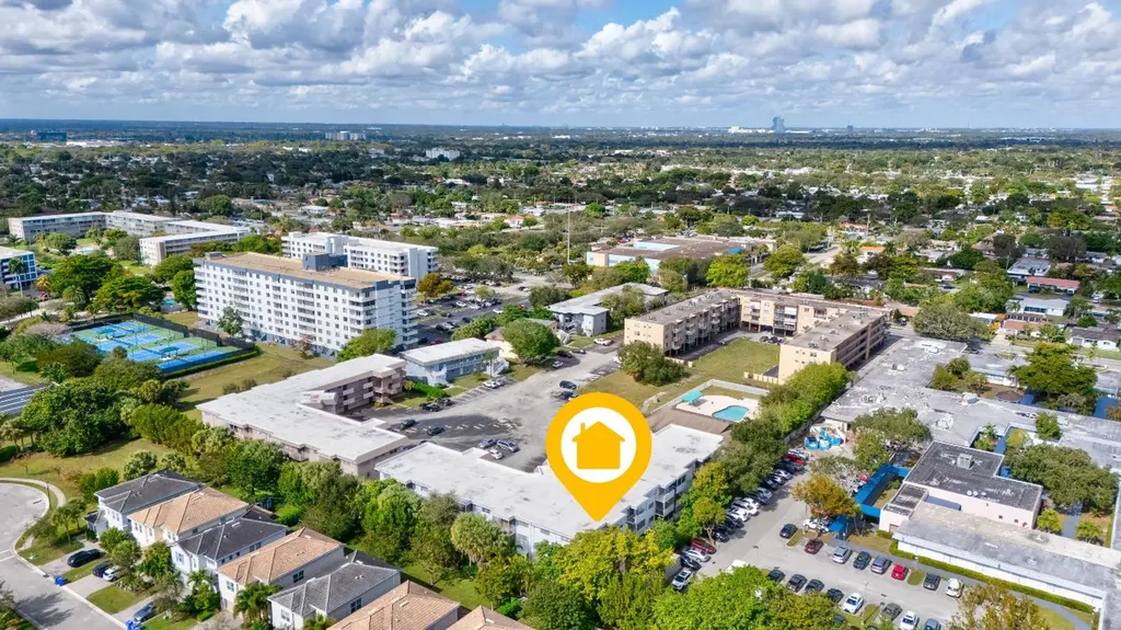 1400 Tallwood Avenue Hollywood FL 33021