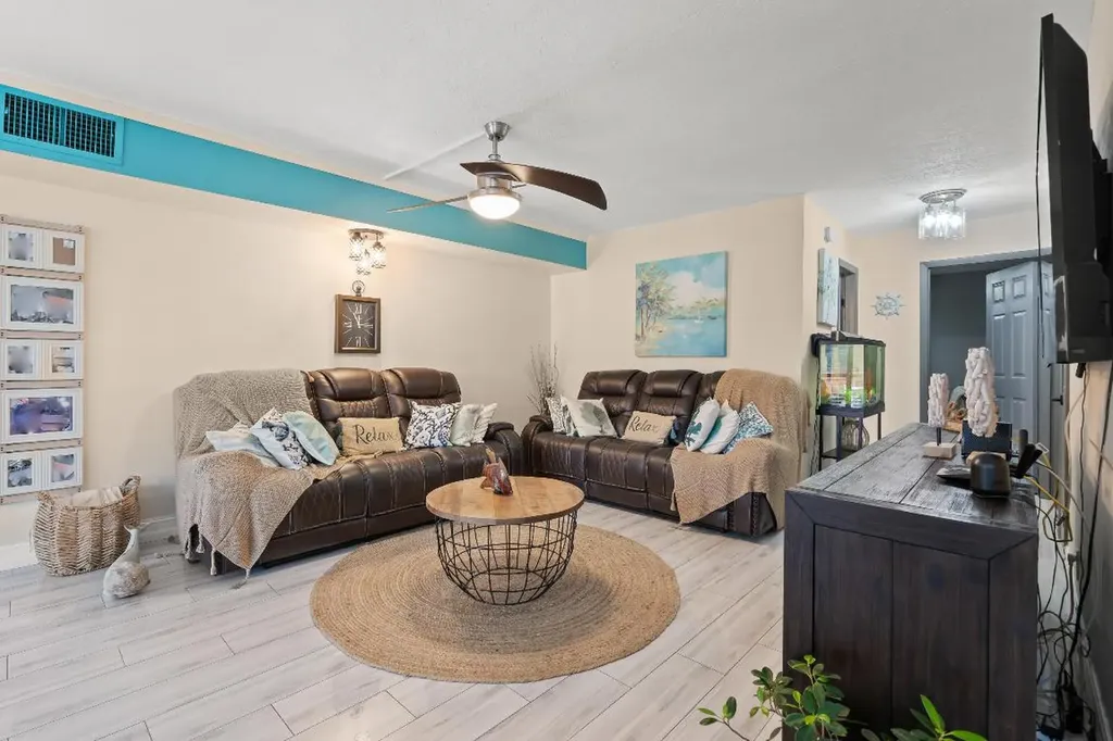 1400 Tallwood Avenue Hollywood FL 33021