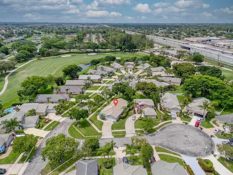 8095 Burlington Court Lake Worth FL 33467