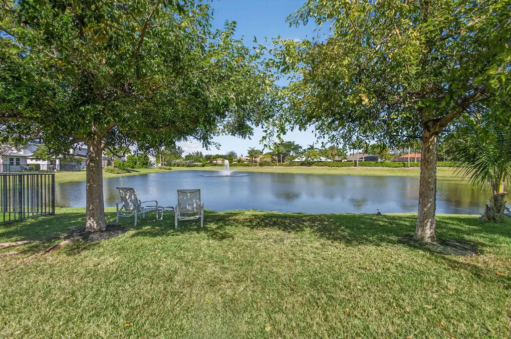 1822 Lake Cove Drive Lake Worth FL 33460