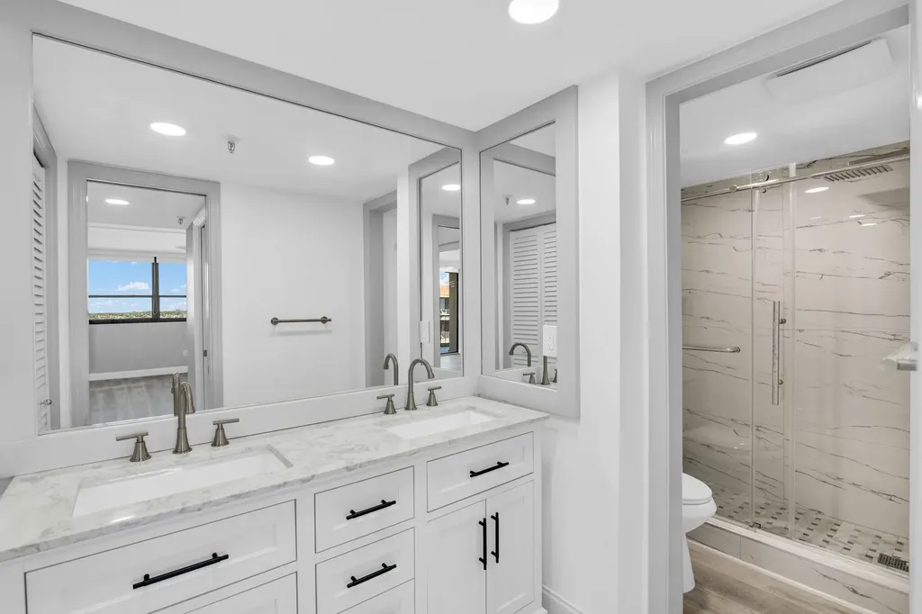 859 Jeffery Street Boca Raton FL 33487