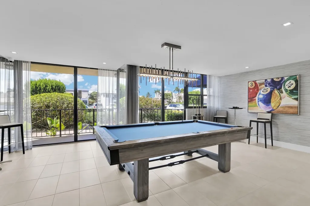 859 Jeffery Street Boca Raton FL 33487