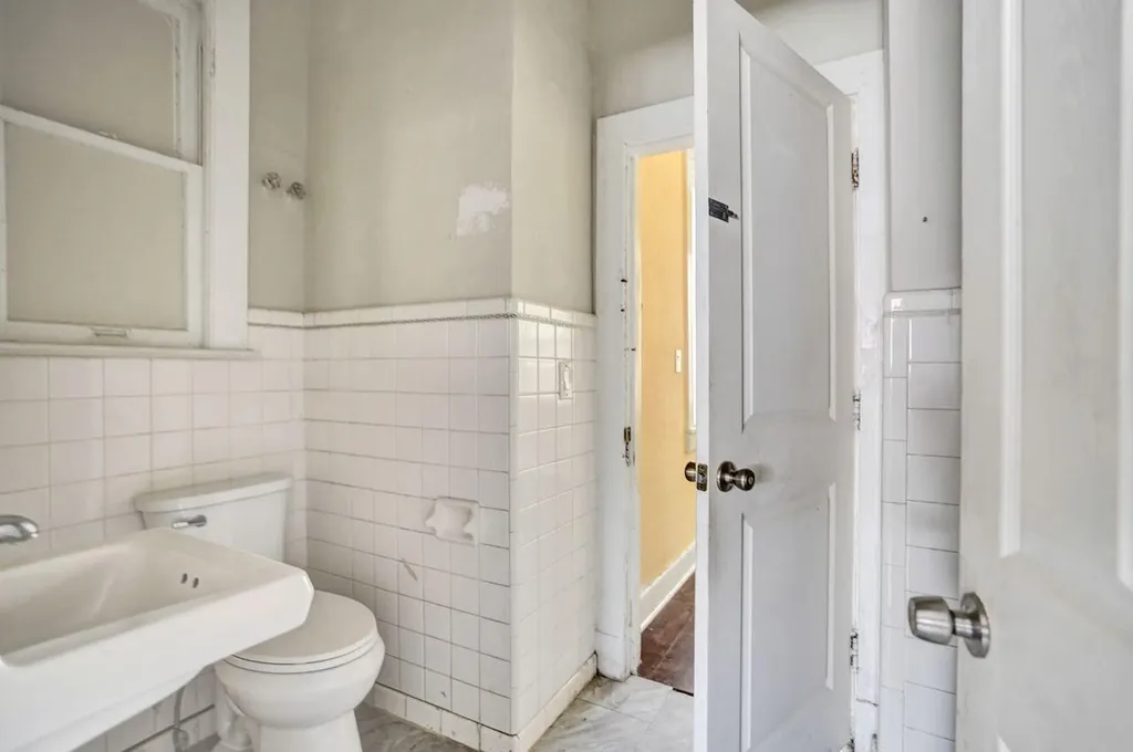 627 30th Street West Palm Beach FL 33407