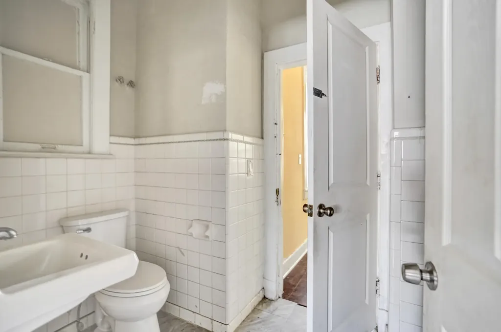 627 30th Street West Palm Beach FL 33407