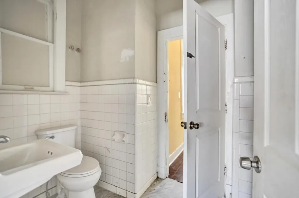 627 30th Street West Palm Beach FL 33407