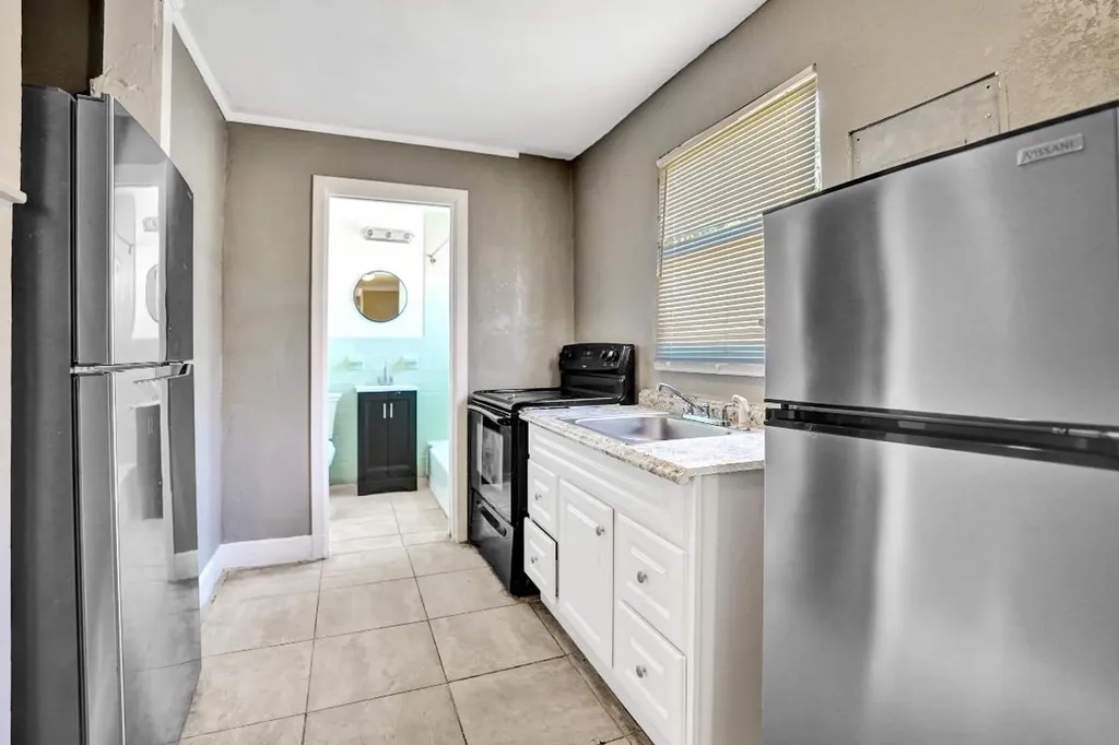 627 30th Street West Palm Beach FL 33407