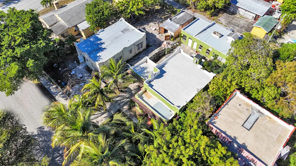 627 30th Street West Palm Beach FL 33407