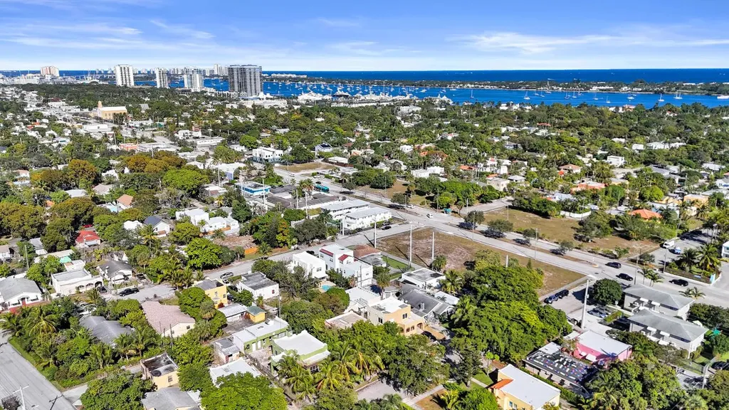 627 30th Street West Palm Beach FL 33407