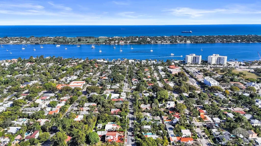 627 30th Street West Palm Beach FL 33407
