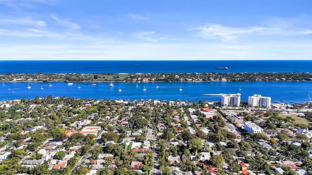 627 30th Street West Palm Beach FL 33407