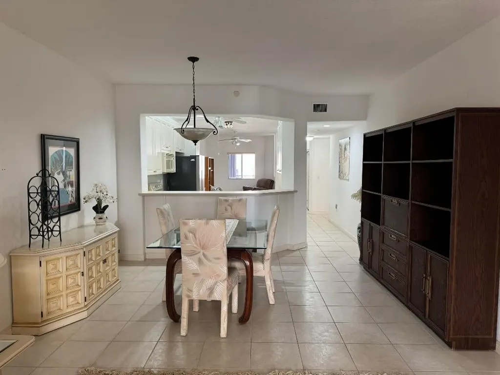 7715 Southampton Terrace Tamarac FL 33321