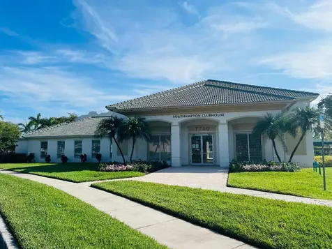7715 Southampton Terrace Tamarac FL 33321