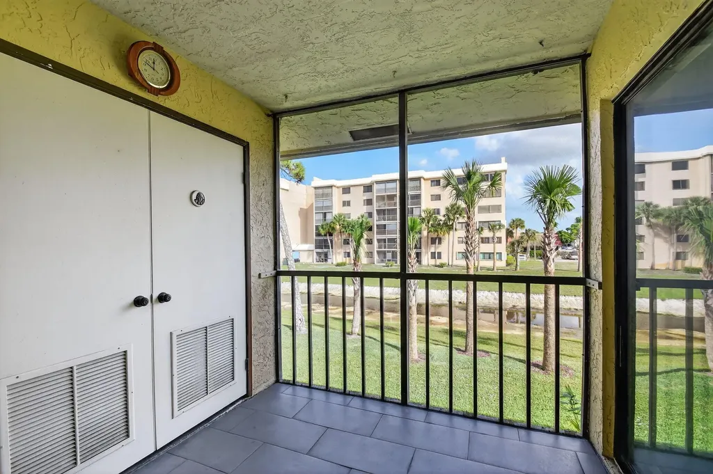 4900 Lucerne Lakes Boulevard Lake Worth FL 33467
