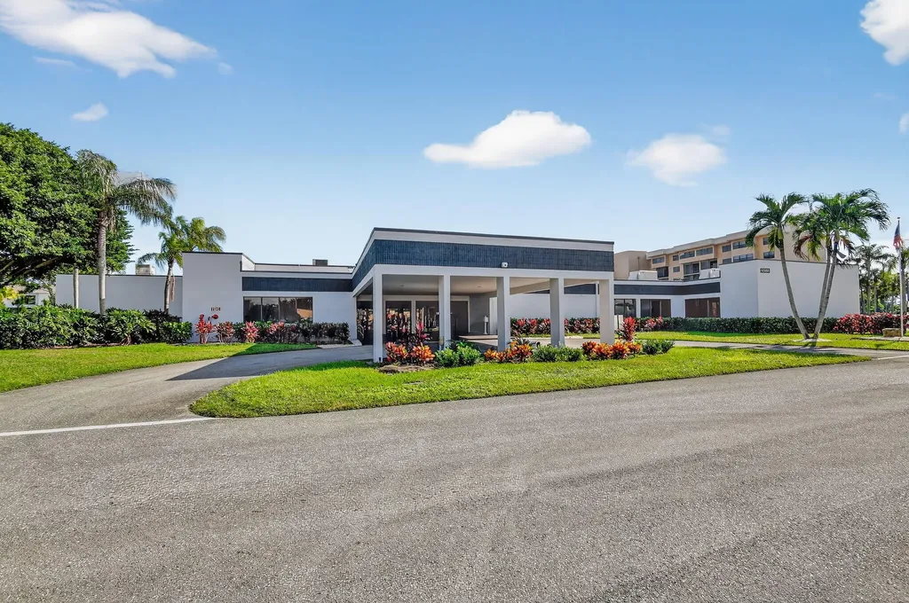 4900 Lucerne Lakes Boulevard Lake Worth FL 33467