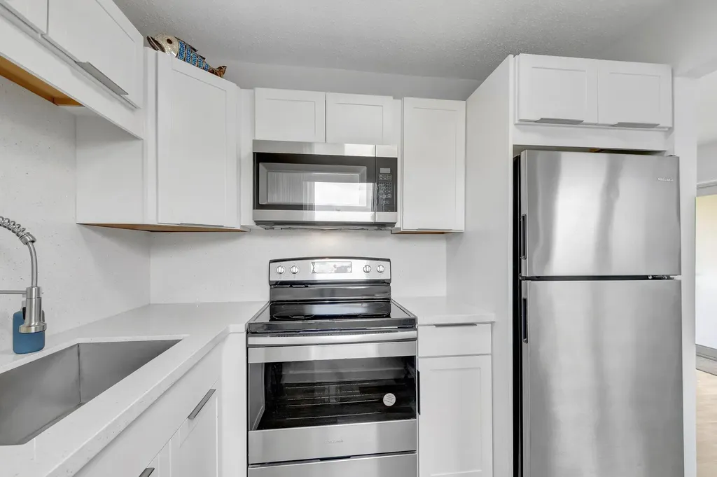 229 Chatham K West Palm Beach FL 33417