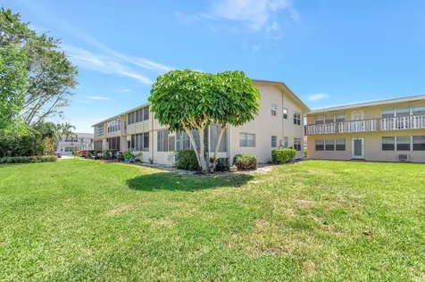 229 Chatham K West Palm Beach FL 33417