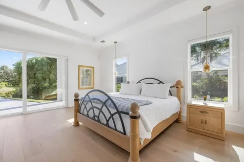201 Shores Drive Vero Beach FL 32963