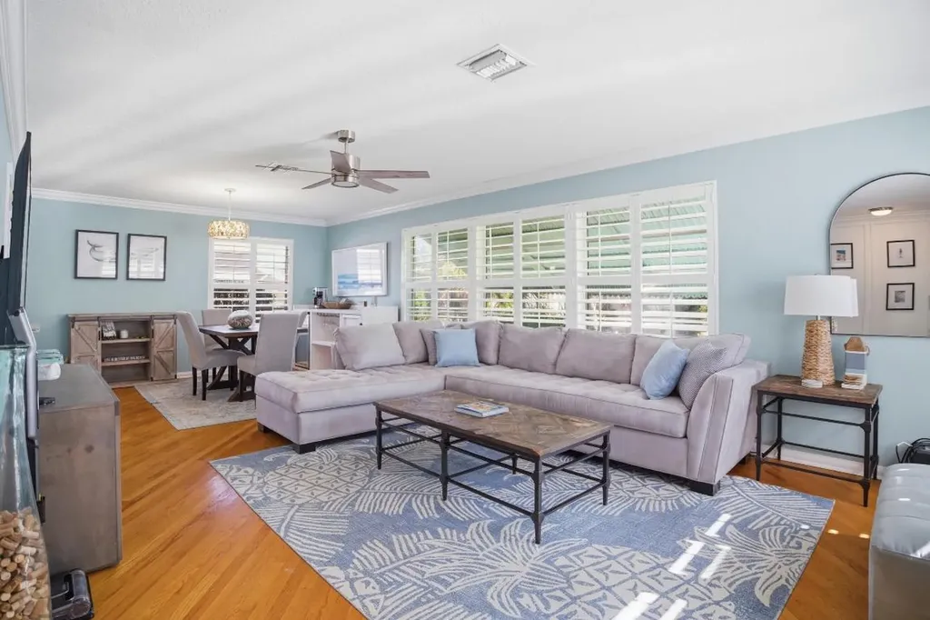 525 N L Street Lake Worth Beach FL 33460