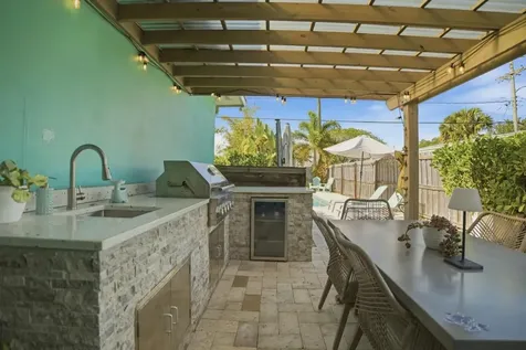 525 N L Street Lake Worth Beach FL 33460