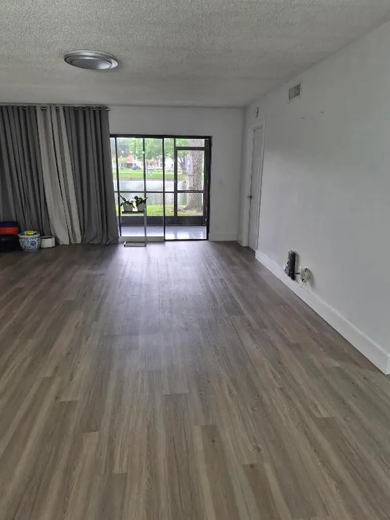 9717 Sills Drive E Boynton Beach FL 33437